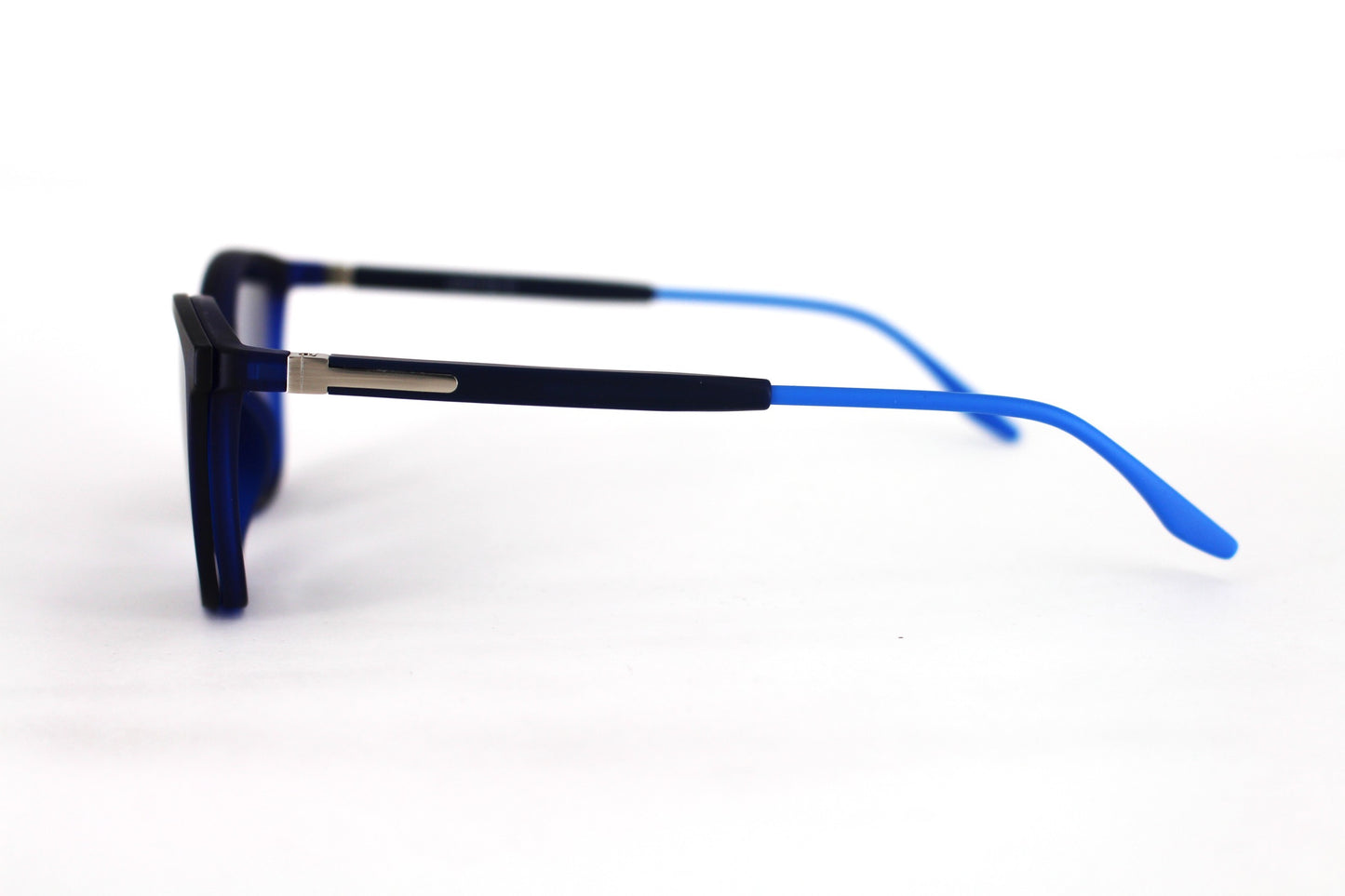 EyE M Trc 186B