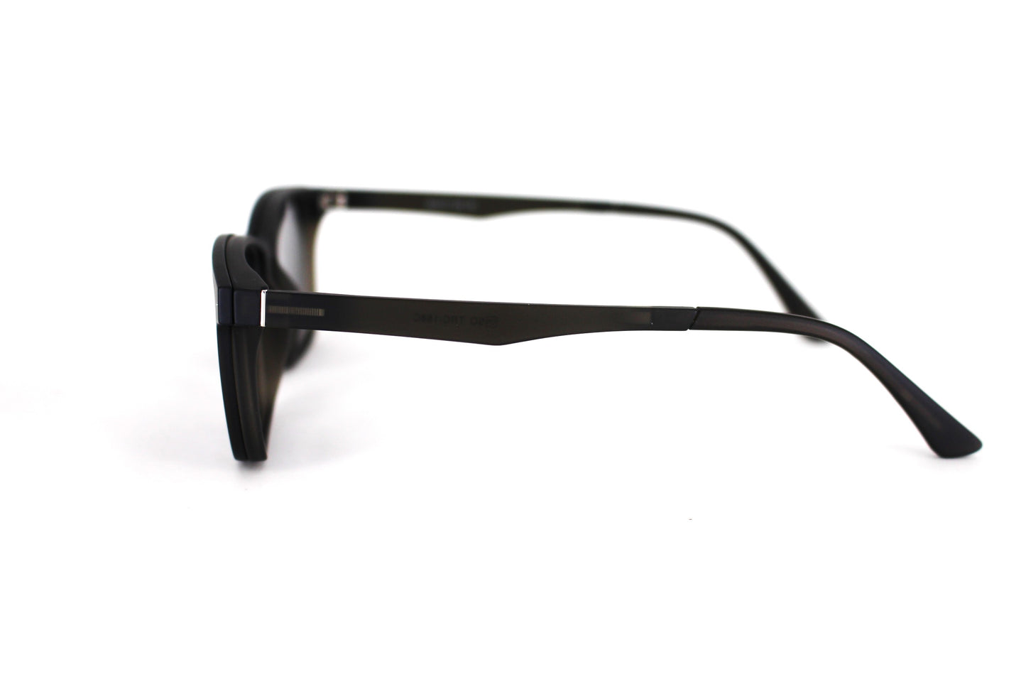 EyE M Trc 188C