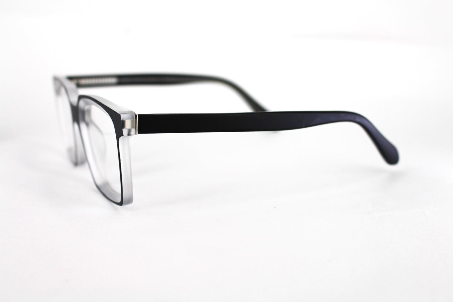 EyE M Trc 27a