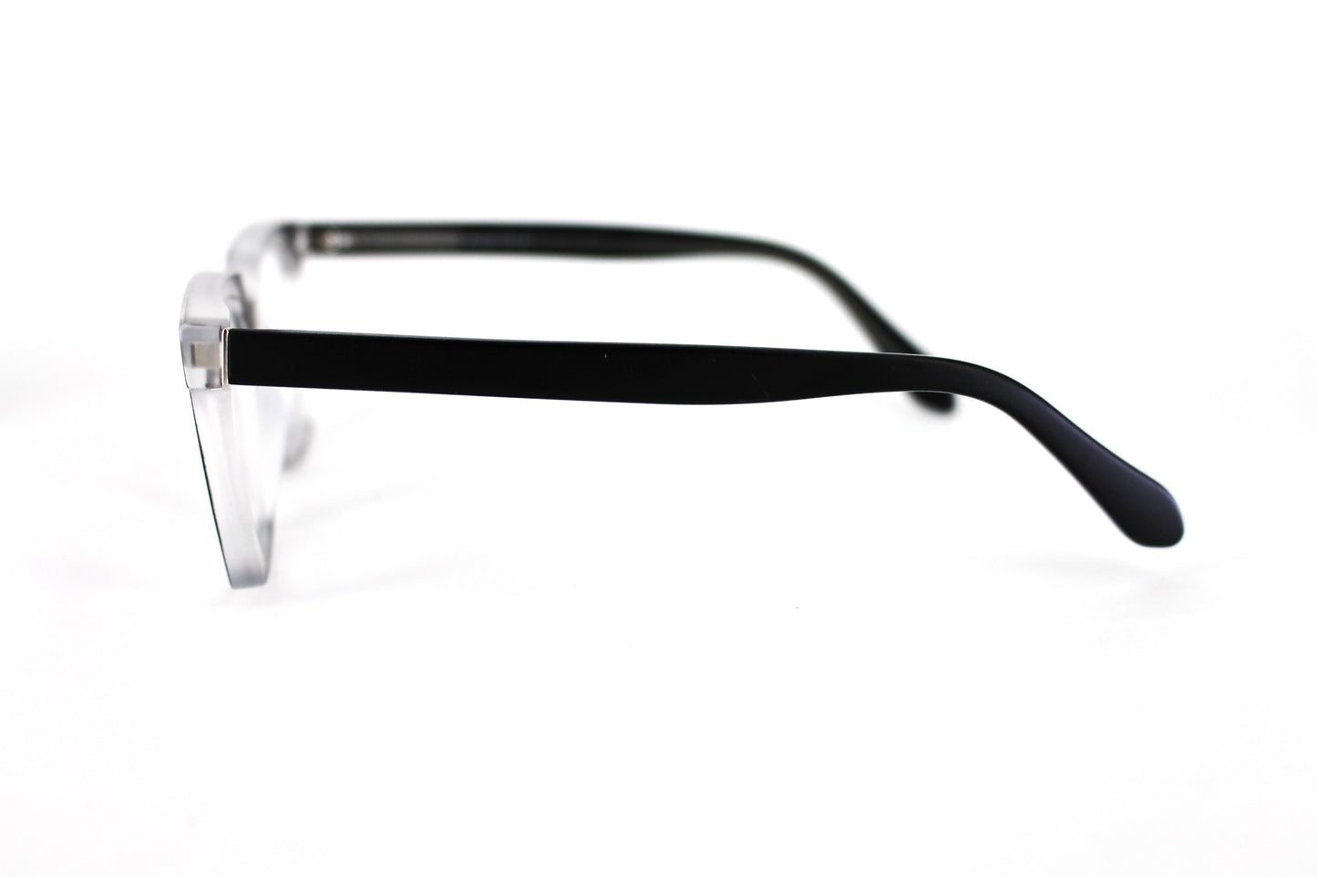 EyE M Trc 27a