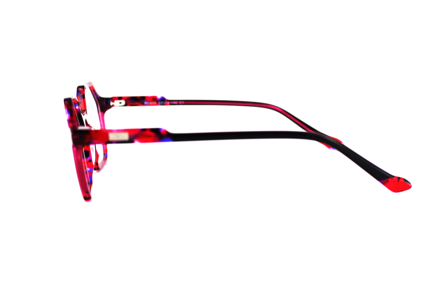 EyE M rv805 c1