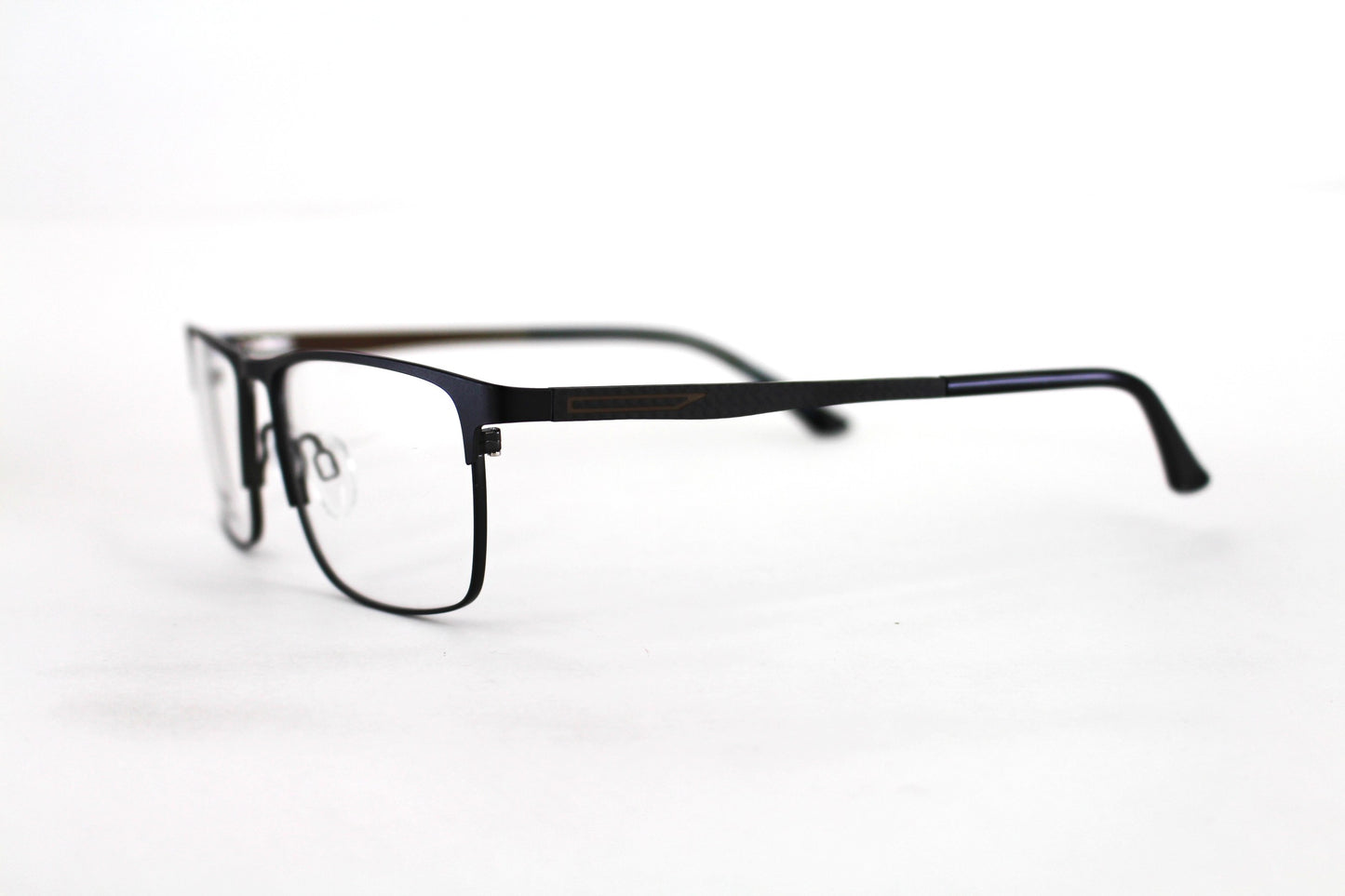 EyE M RR 4639 2