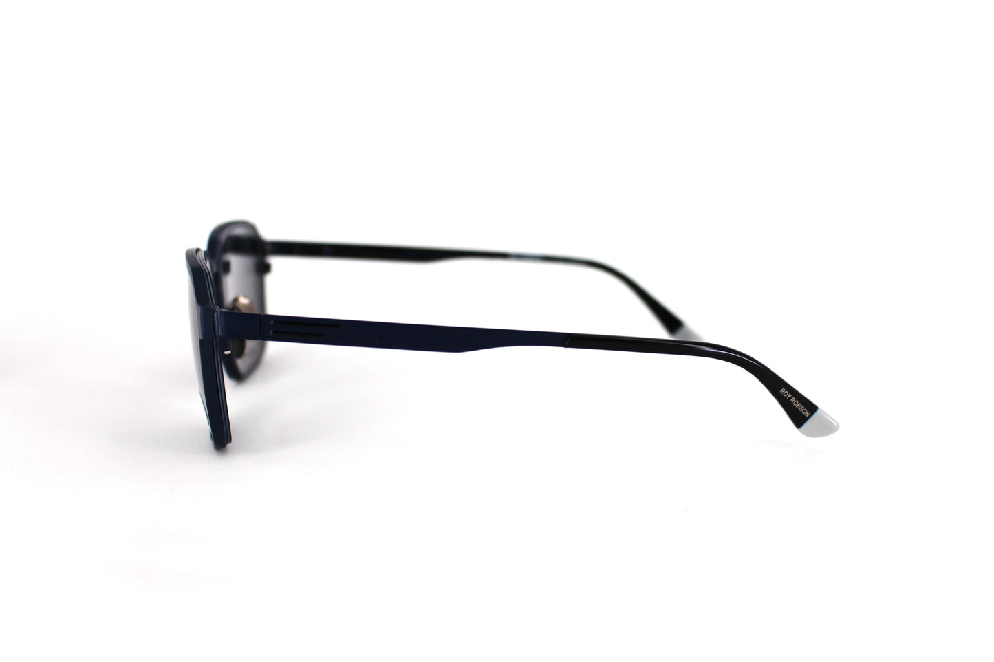 EyE M RR 40118 1
