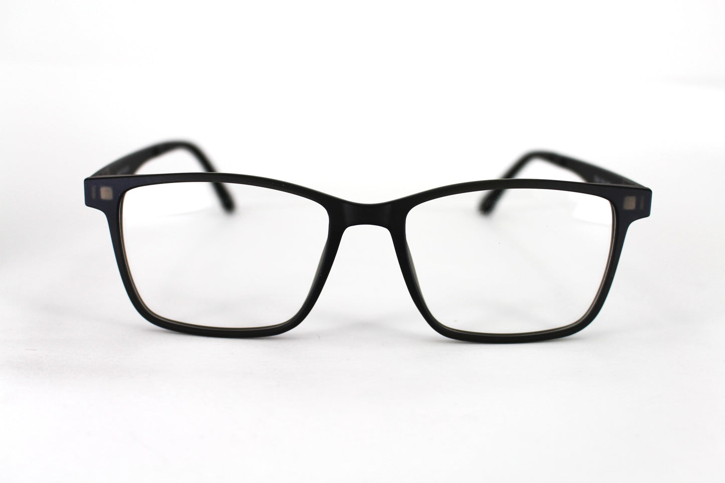 EyE M Trc 188C