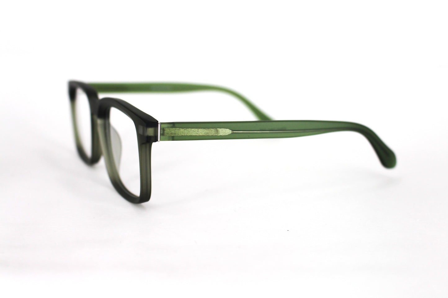EyE M Trc 28E