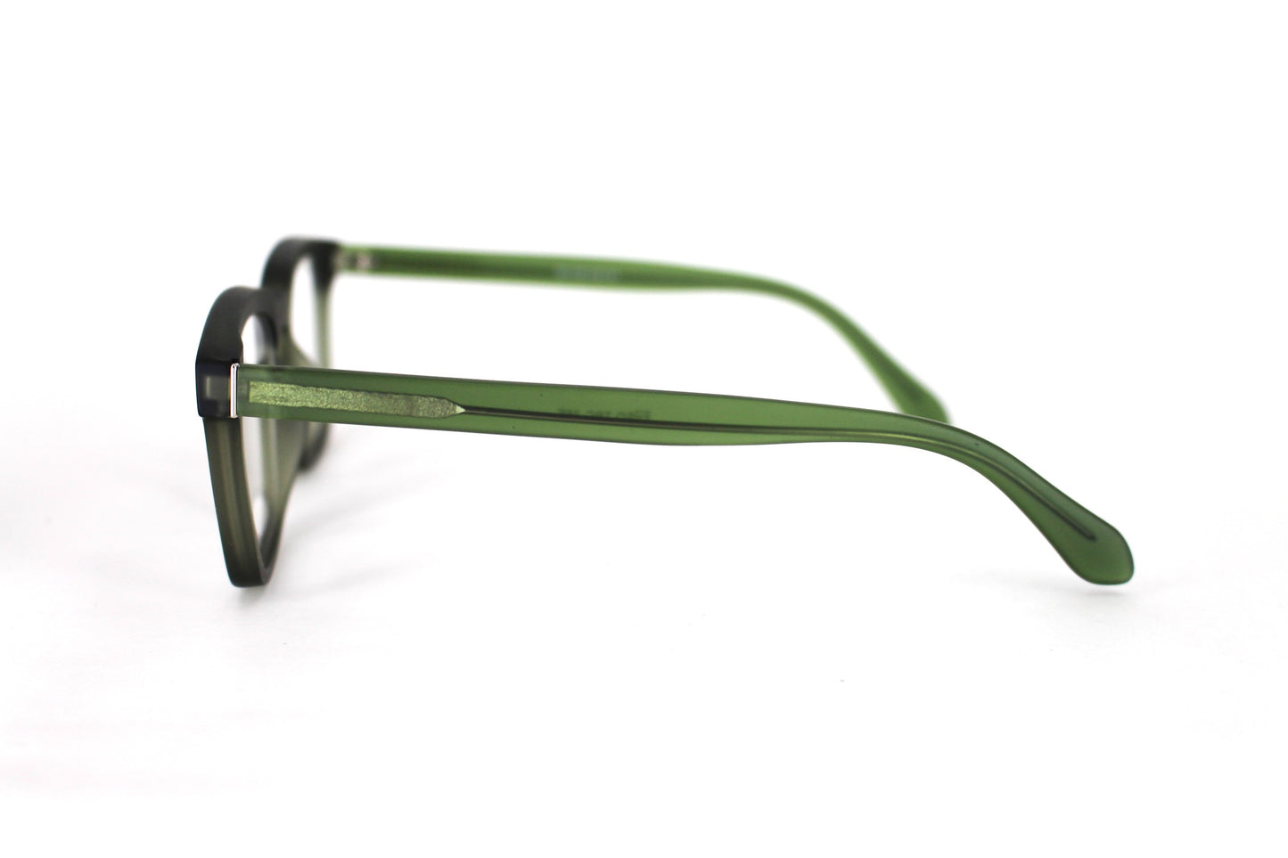 EyE M Trc 28E