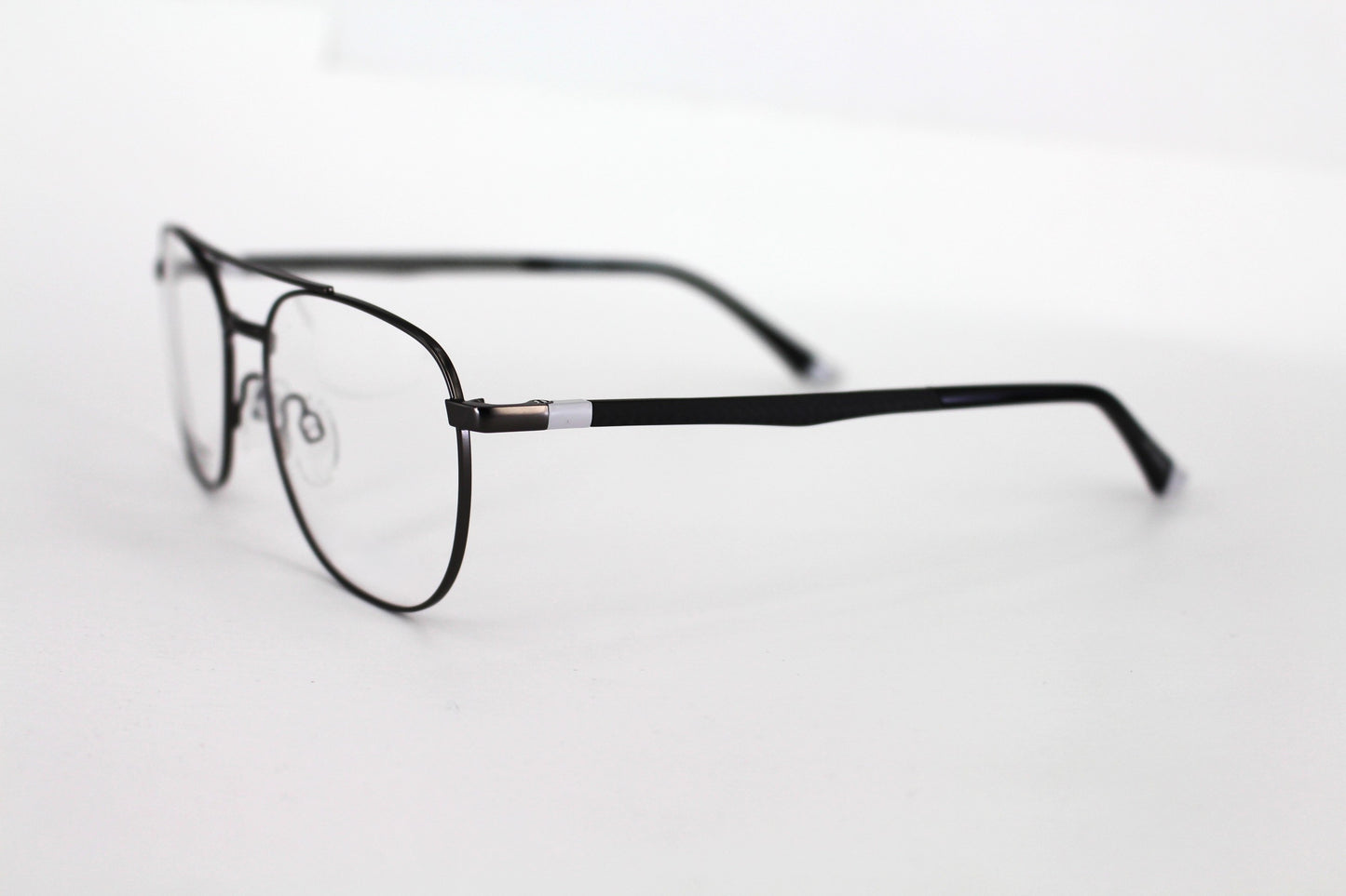 EyE M RR 10095 1