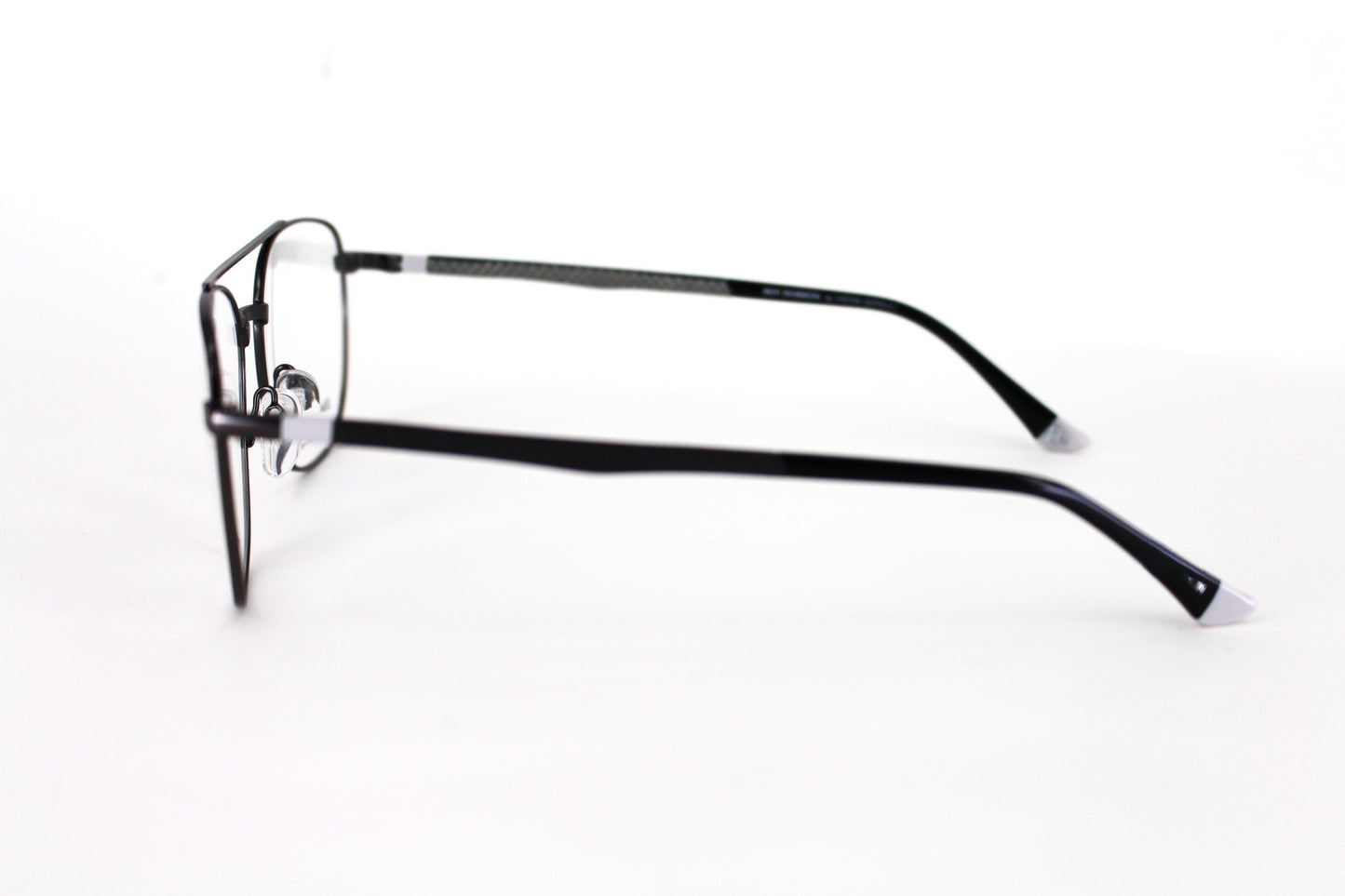 EyE M RR 10095 1