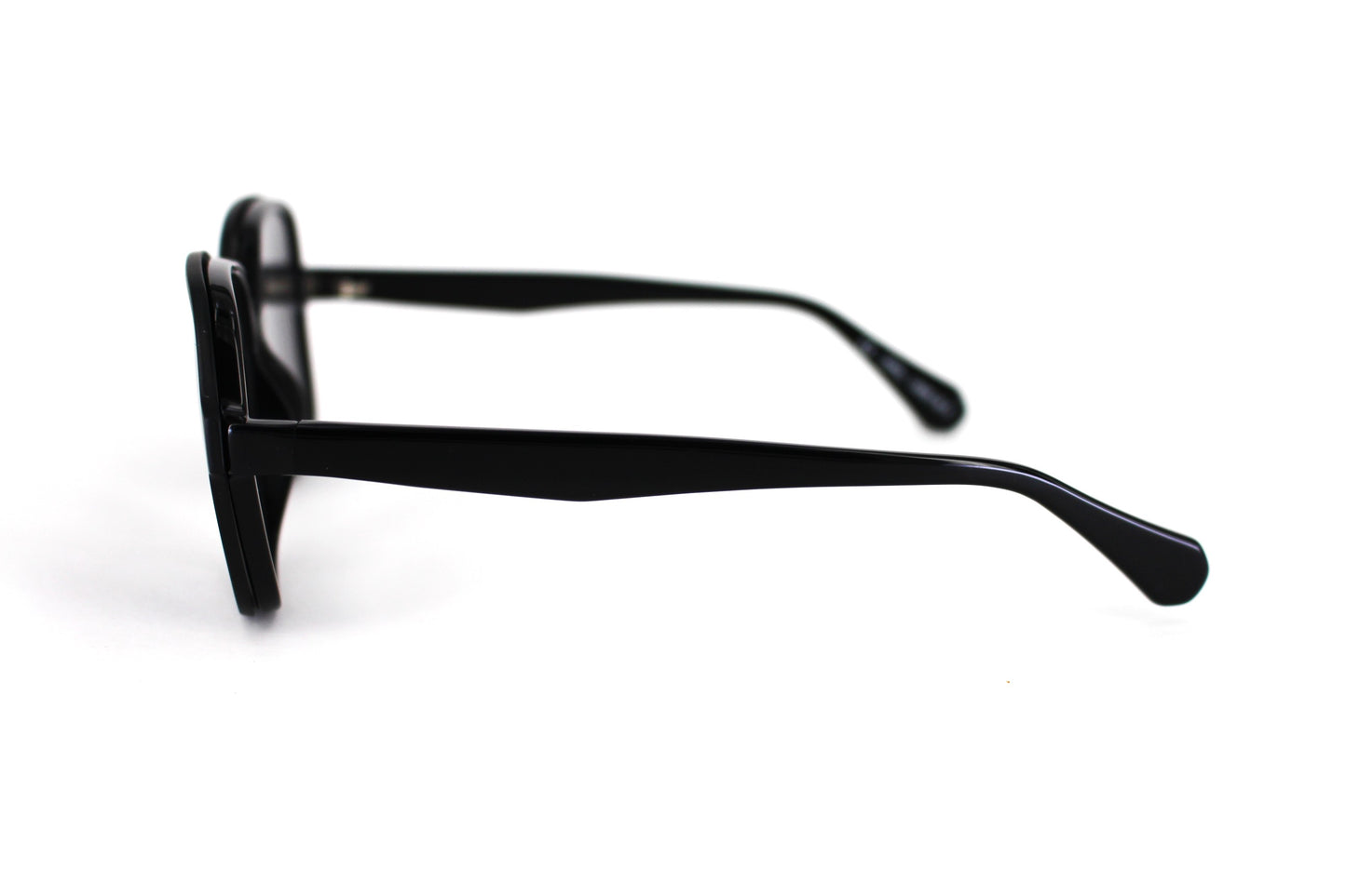 EyE M Opl 226 C01
