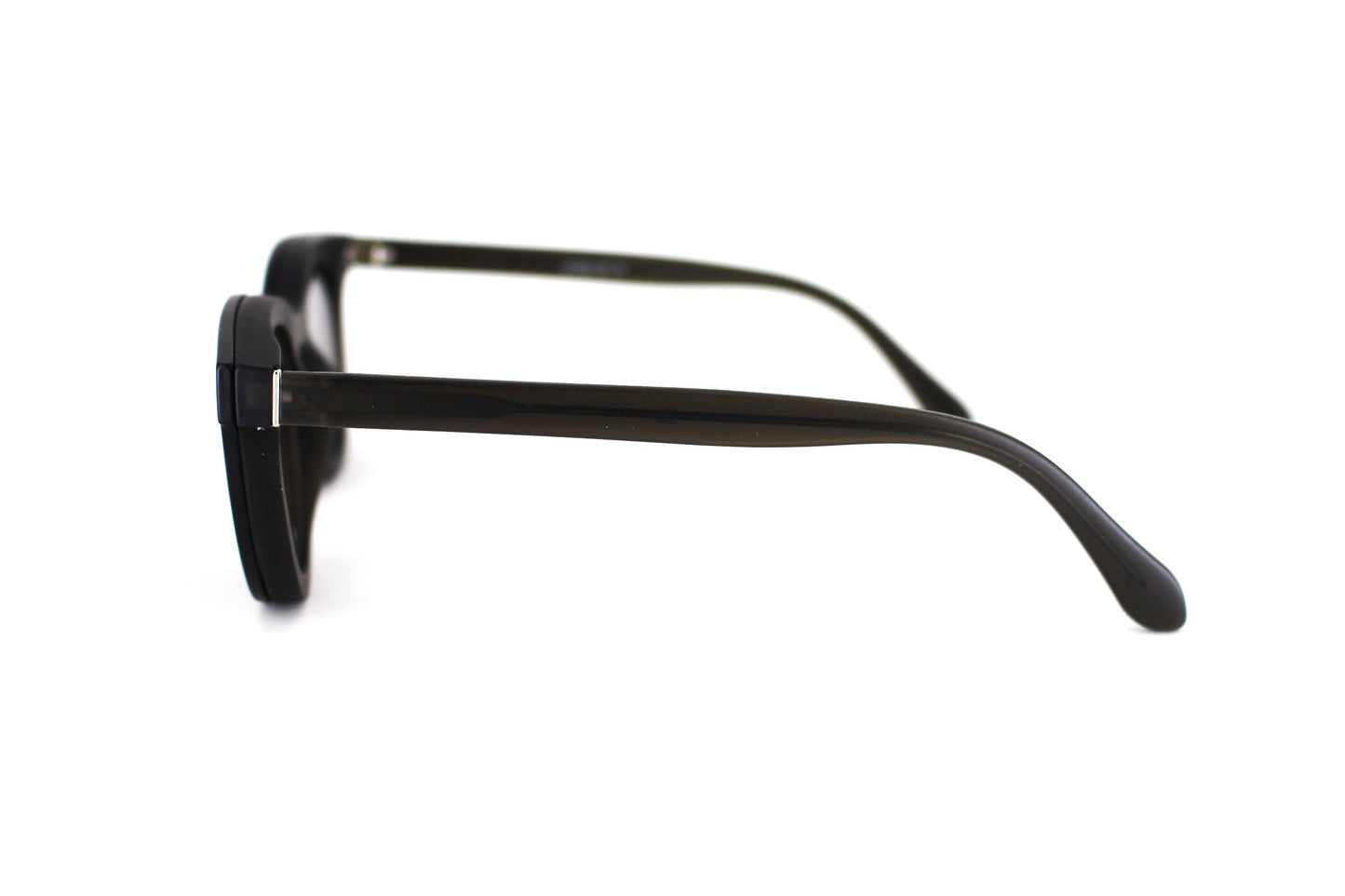 EyE M Trc 29 D